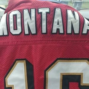 Meet your Posher, Deanna